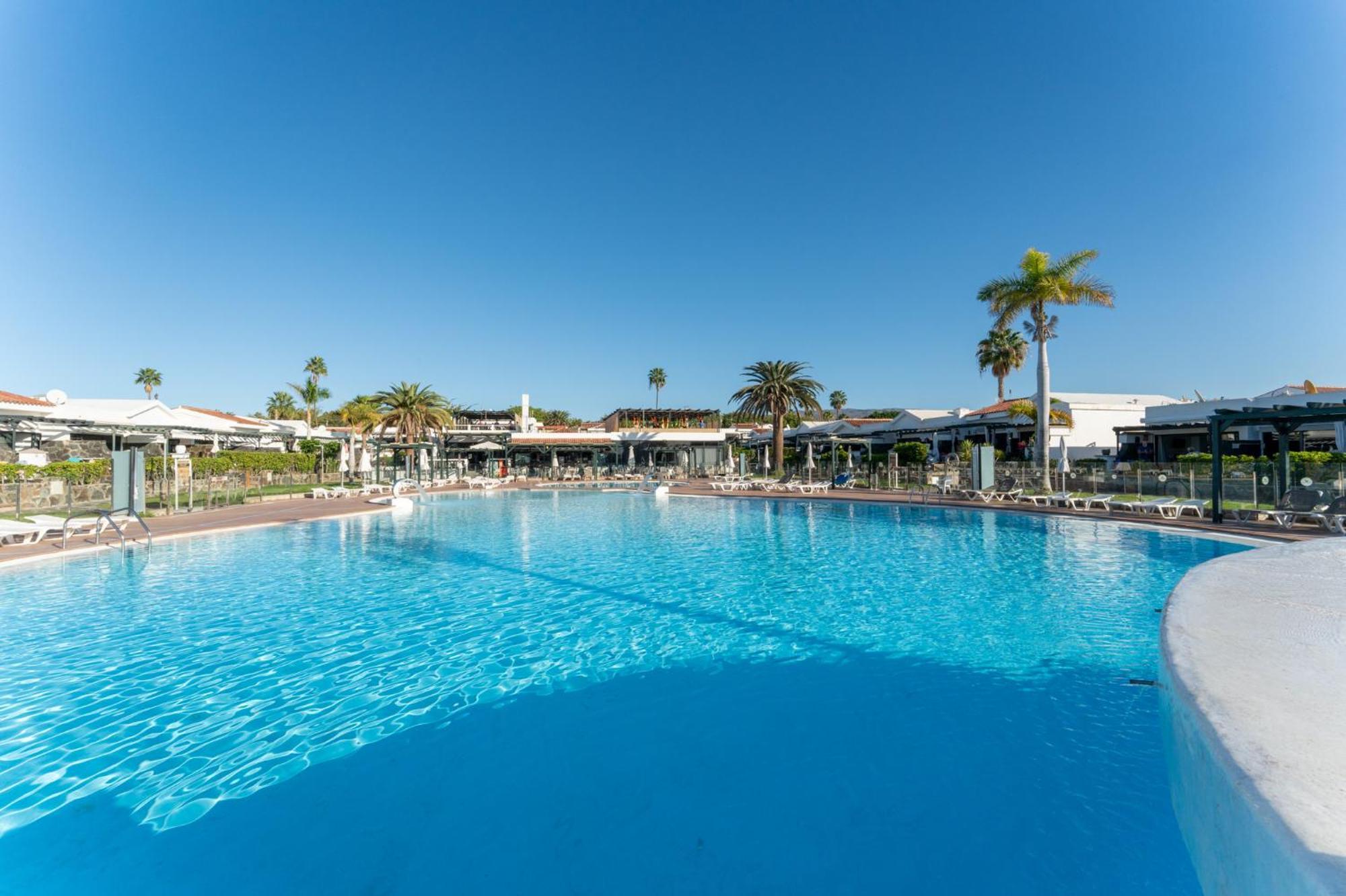 Luxury Poolside Holiday Home Maspalomas  Exterior photo